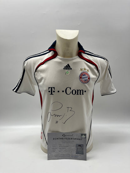 Bayern München Trikot Bastian Schweinsteiger signiert im Rahmen COA Adidas 152