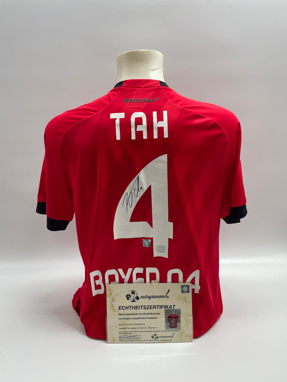 Match-prepared Bayer Leverkusen player jersey Jonathan Tah signed XL