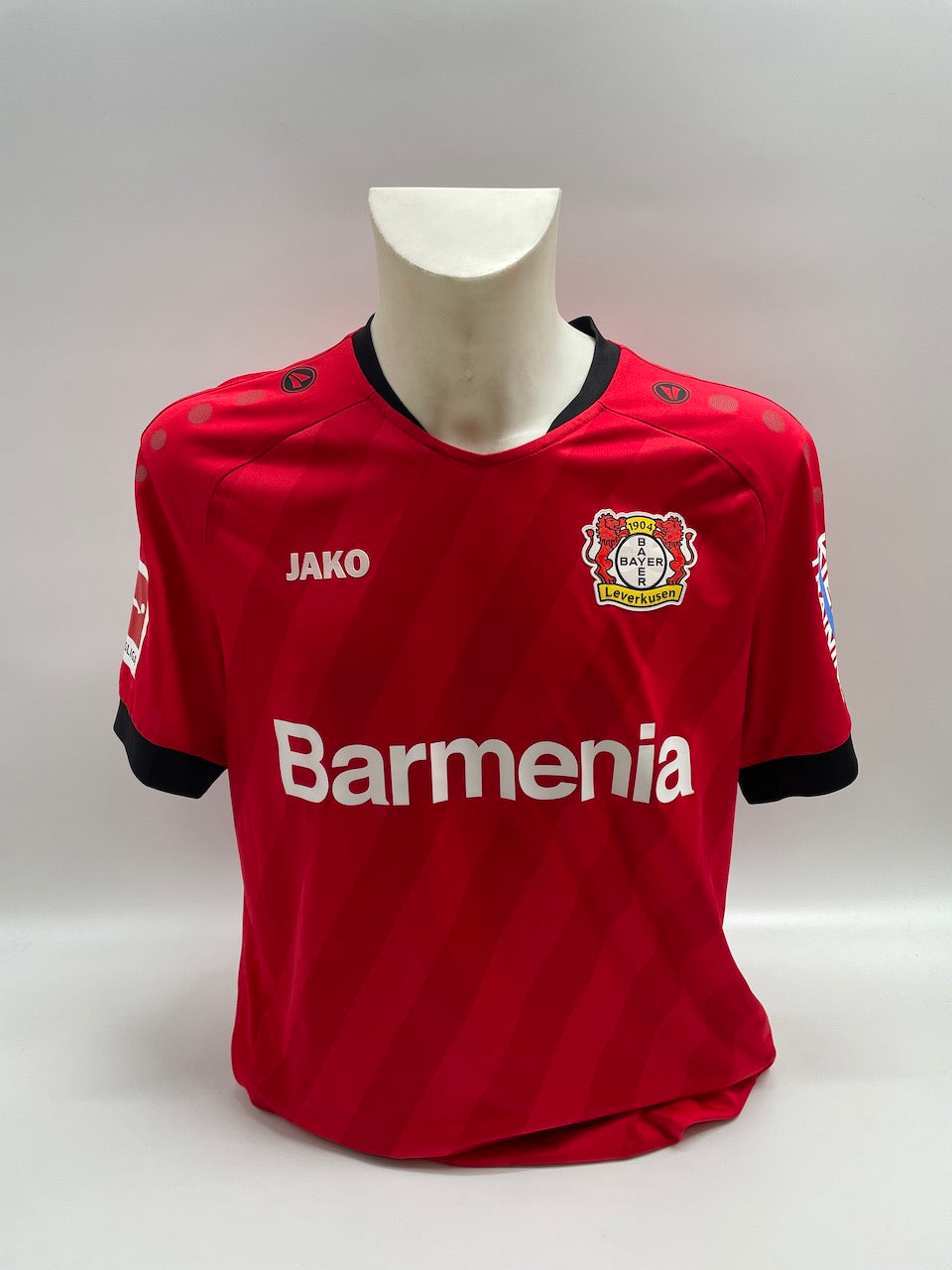 Match-prepared Bayer Leverkusen player jersey Jonathan Tah signed XL