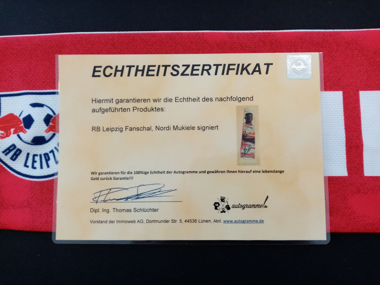 RB Leipzig Fanschal Nordi Mukiele signiert COA Autogramm Fußball Schal Red Bull