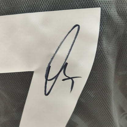 Real Madrid Damen Trikot Vinicius Junior signiert Autogramm Adidas  L