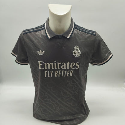 Real Madrid Damen Trikot Vinicius Junior signiert Autogramm Adidas  L