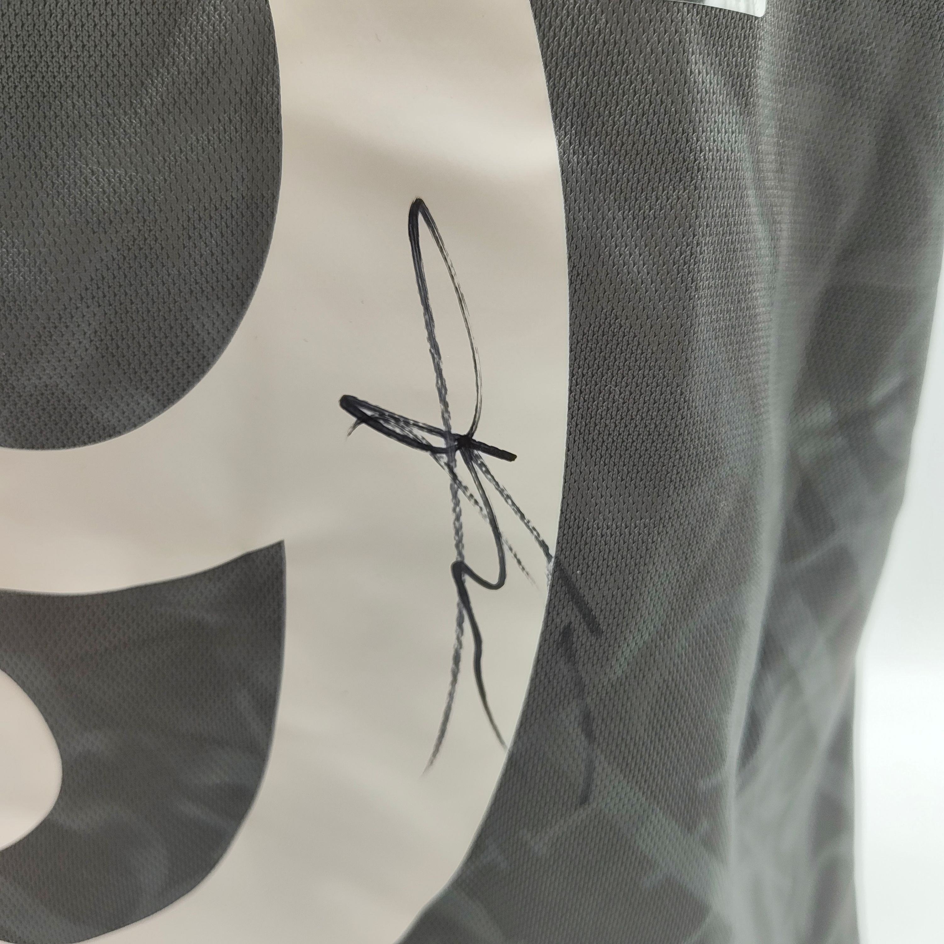 Real Madrid Damen Trikot Kylian Mbappe signiert Autogramm Adidas COA L