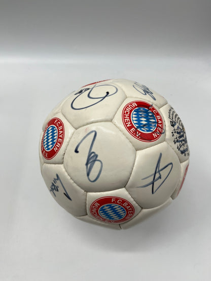 FC Bayern München Fußball Teamsigniert 1995/1996/1997 Autogramme FCB