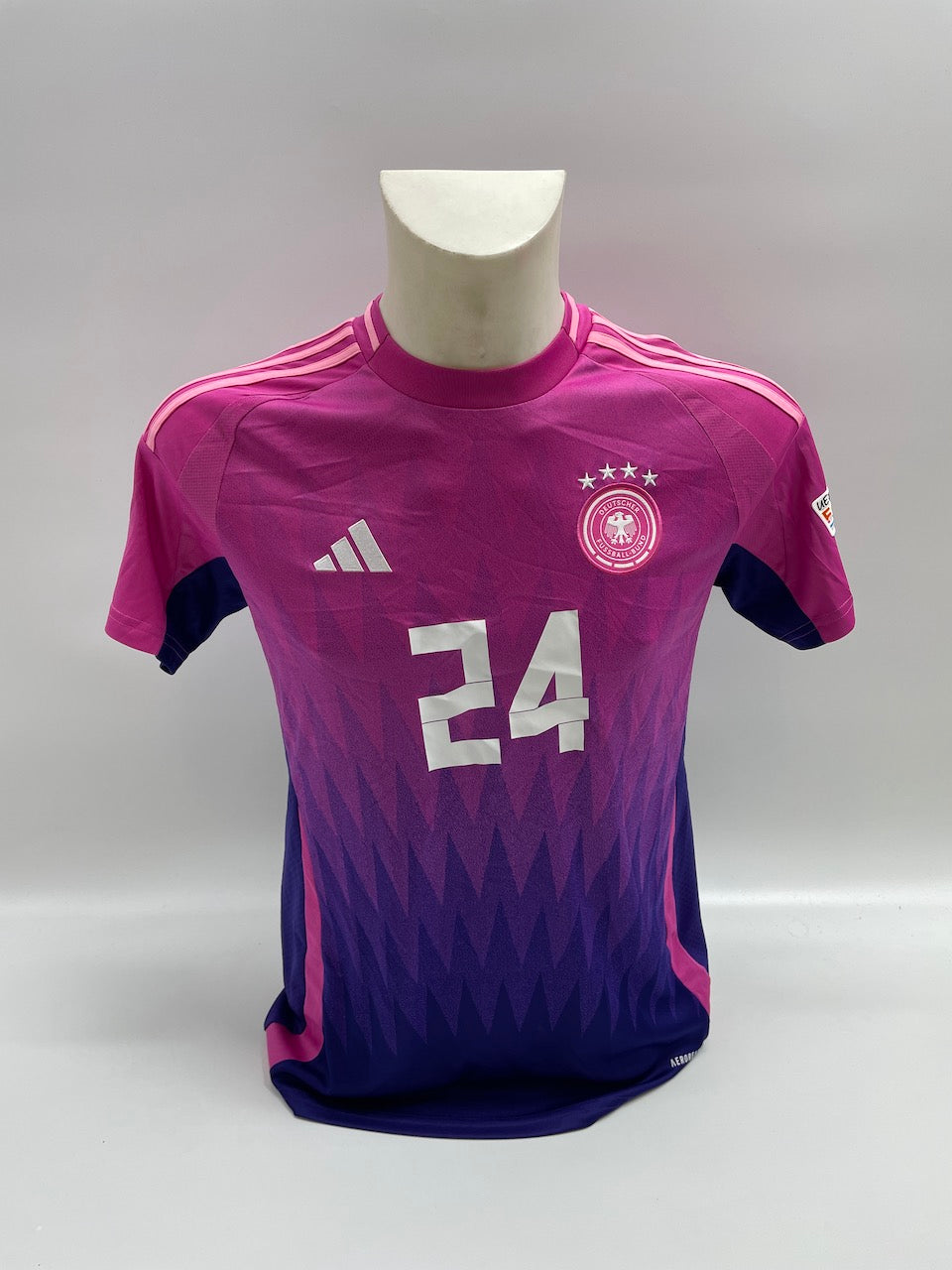 DFB Trikot Robin Koch signiert Autogramm Adidas EM 2024 M