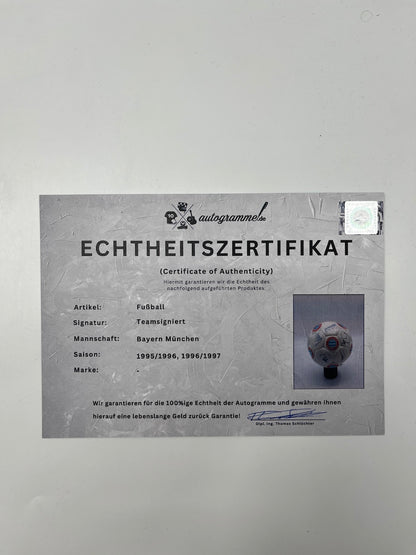 FC Bayern München Fußball Teamsigniert 1995/1996/1997 Autogramme