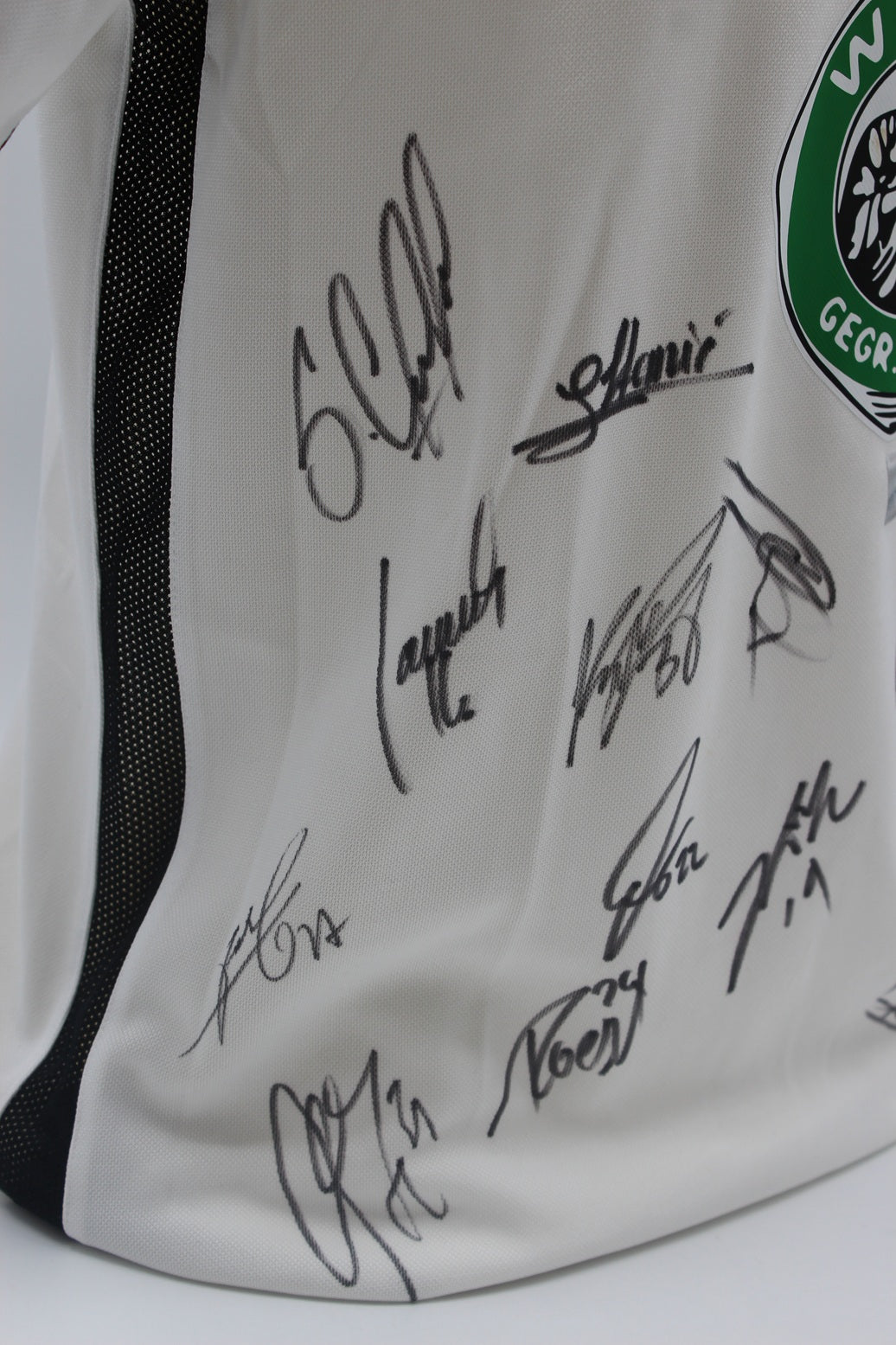 FC Augsburg Trikot 2018/2019 Teamsigniert COA Bundesliga M