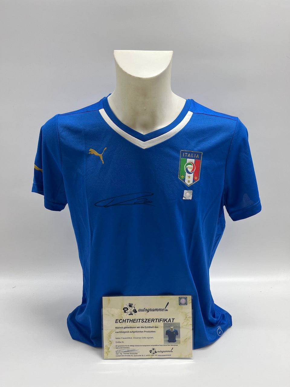 Italy women's shirt Vincenzo Grifo signed autograph puma new XL