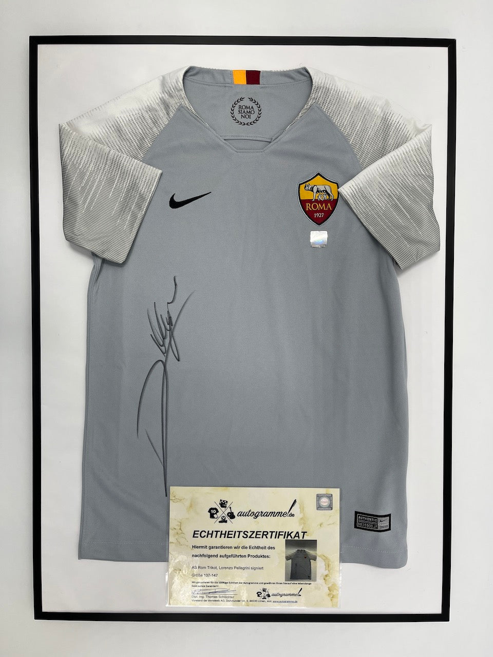 AS Rome jersey Lorenzo Pellegrini signed in CoA Football 137-147