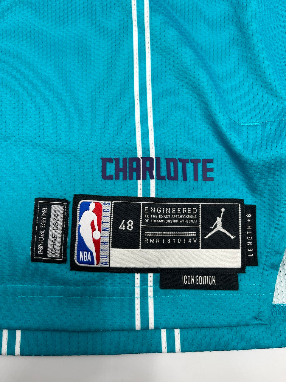 Matchworn Hornets Trikot getragen + signiert von Moussa Diabate 23.12.2025