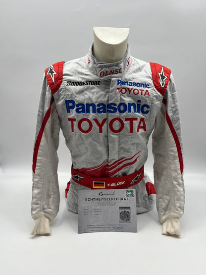 Rennoverall getragen von Timo Glock Formel 1 Toyota COA