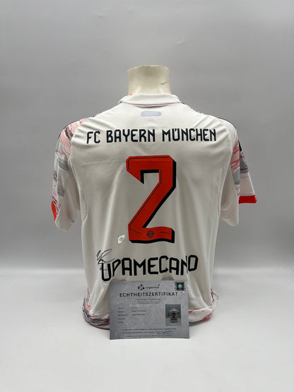 Bayern München Trikot Dayot Upamecano signiert Autogramm Adidas COA L
