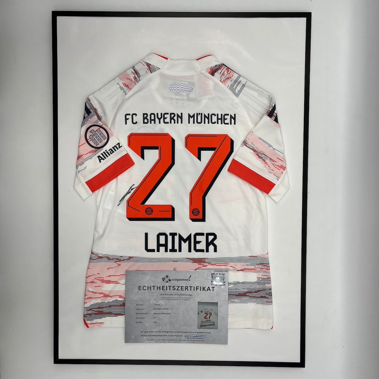 Bayern München Trikot Konrad Laimer signiert im Rahmen COA Adidas 140