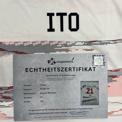 Bayern München Trikot Hiroki Ito signiert im Rahmen COA Adidas 152