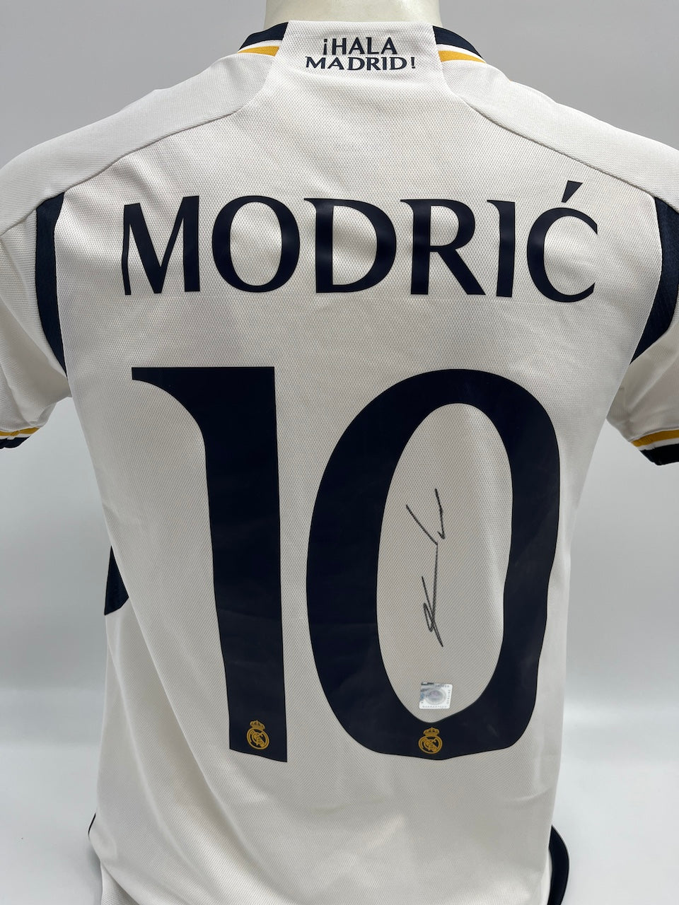 Real Madrid Trikot Luka Modric signiert Adidas Spanien La Liga S