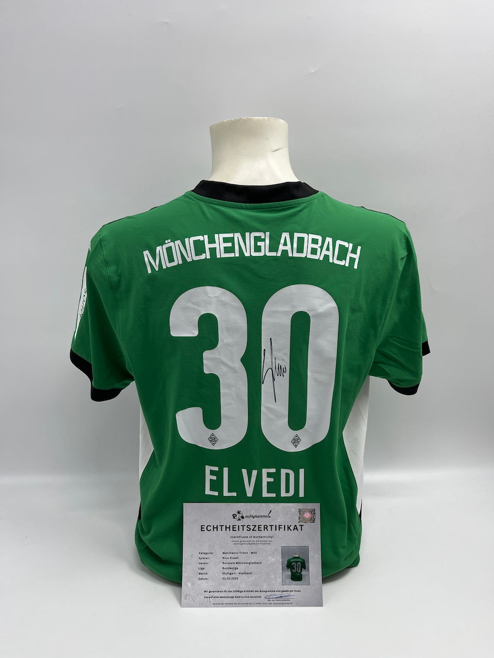 Matchworn Gladbach Trikot getragen & signiert von Nico Elvedi 01.02.2025