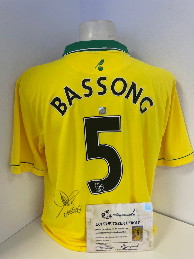 Norwich City Jersey Sebastien Bassong signed autograph football England errea XL