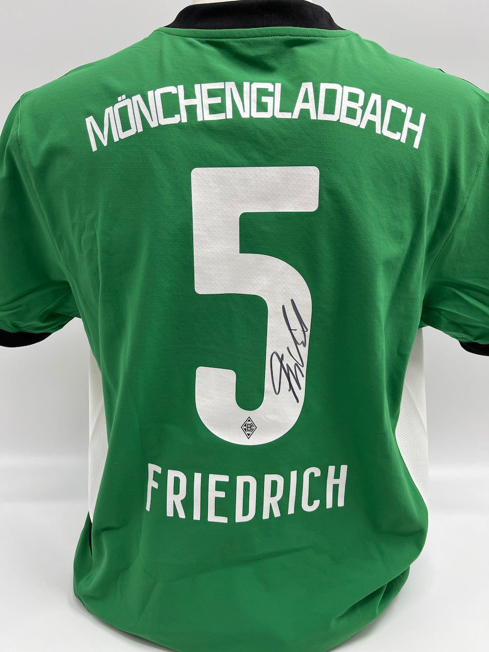 Matchworn Gladbach Trikot getragen & signiert von Marvin Friedrich 15.02.2025