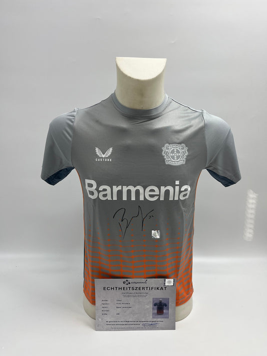 Bayer Leverkusen Trainingsshirt Victor Boniface signiert Autogramm Castore 158