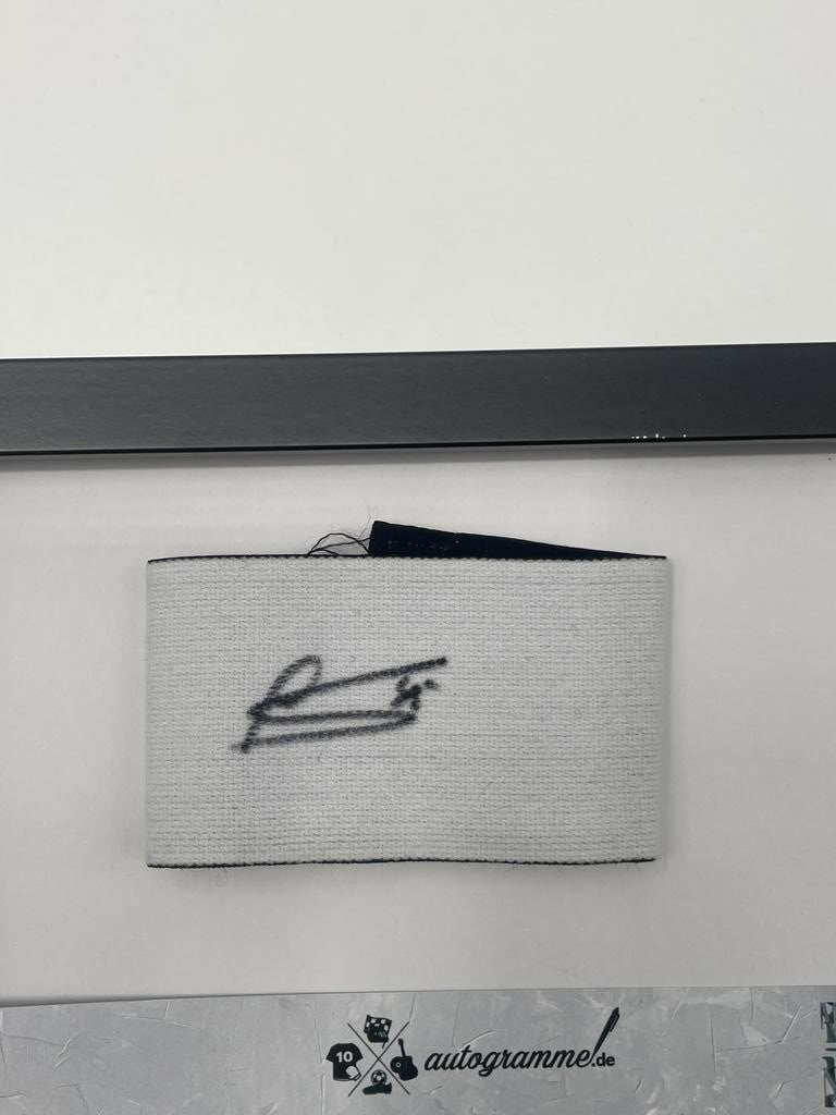 Captain's armband signed by Aleksandar Pavlović in a Bayern Munich autograph COA frame