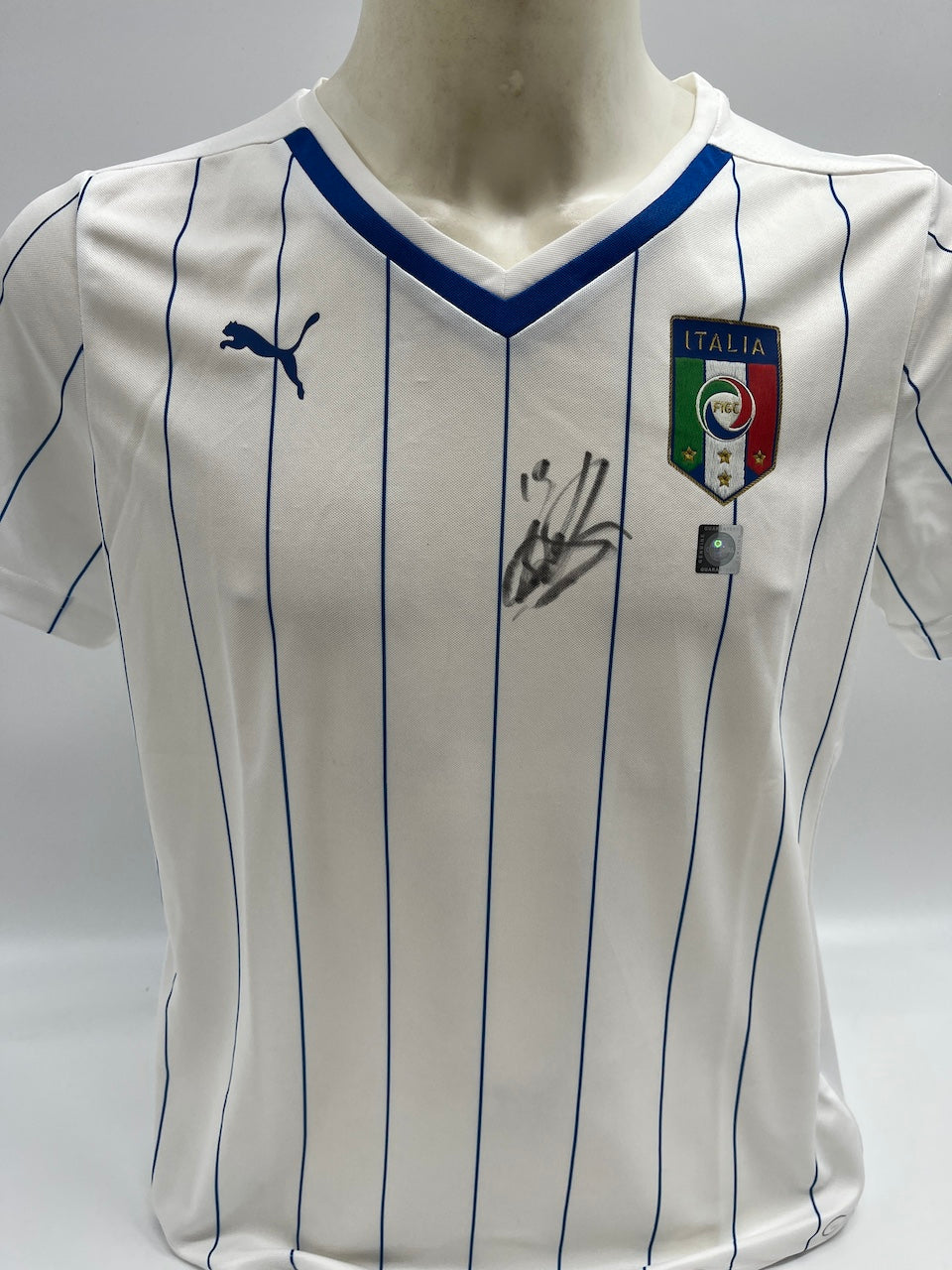 Italy women's jersey Leonardo Bonucci signed autograph COA new L