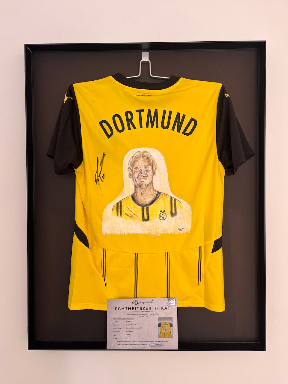 Borussia Dortmund jersey portrait Julian Brandt hand painted and signed Puma M
