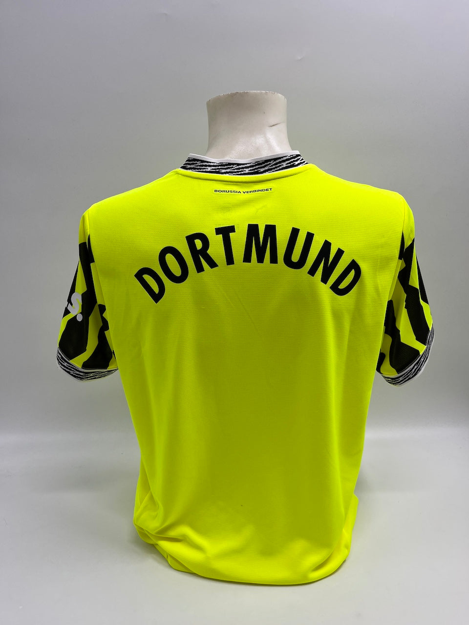 BVB special jersey 2025 team signed Borussia Dortmund Coa Puma L