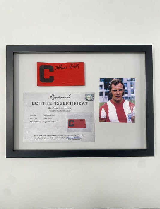 Kapitänsbinde Franz Roth signiert im Rahmen Bayern München Autogramm COA