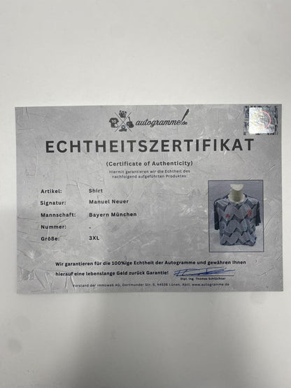 Bayern Munich shirt signed by Manuel Neuer, Adidas 3XL