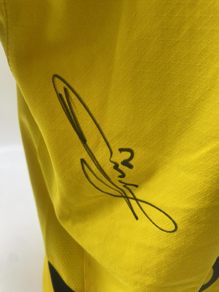 Borussia Dortmund Authentic Jersey Julian Brandt signed BVB new Puma M