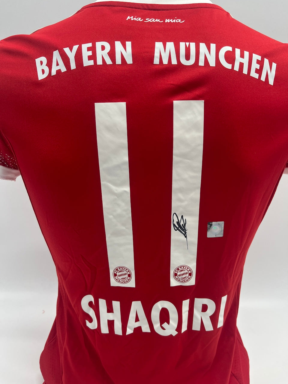 Bayern Munich women's jersey Xherdan Shaqiri signed Adidas COA autograph 38-40
