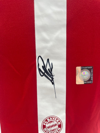 Bayern Munich women's jersey Xherdan Shaqiri signed Adidas COA autograph 38-40