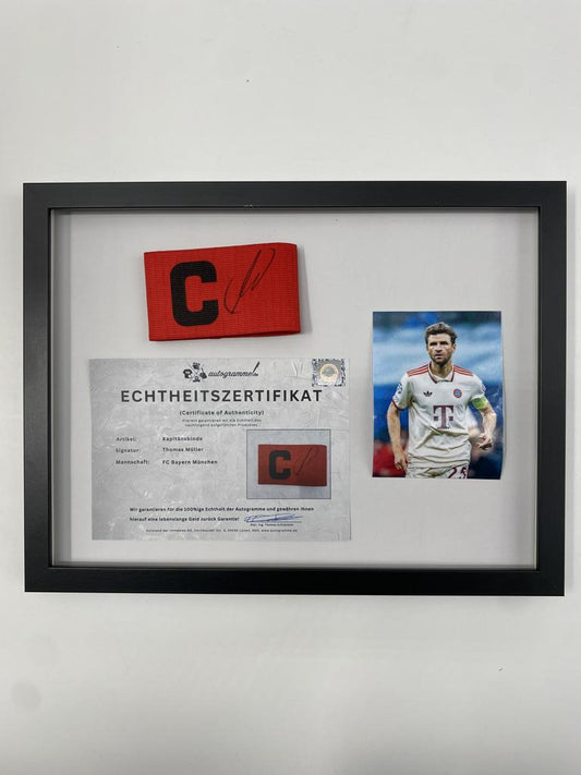 Kapitänsbinde Thomas Müller signiert im Rahmen Bayern München Autogramm COA
