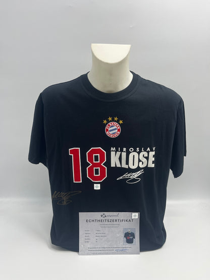 Bayern Munich T-shirt with Miroslav Klose's autographs, Adidas COA XL