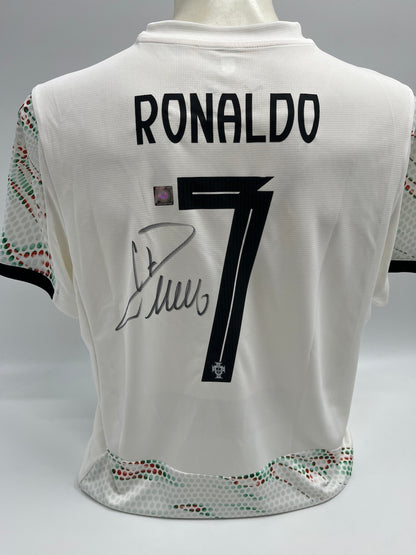 Portugal jersey Cristiano Ronaldo signed autograph COA football white L