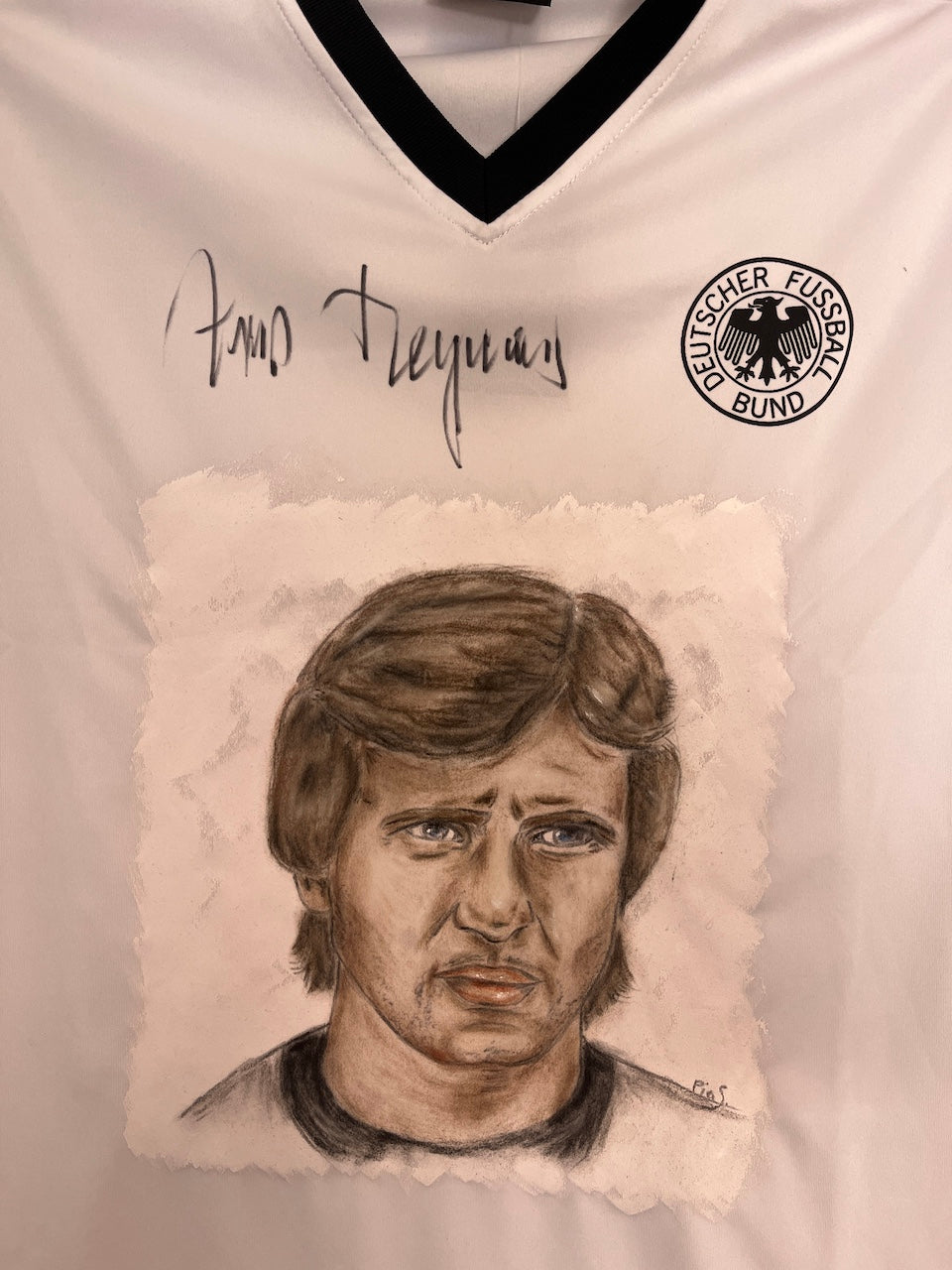 DFB Repro Shirt Portrait Jupp Heynckes handgemalt und signiert M