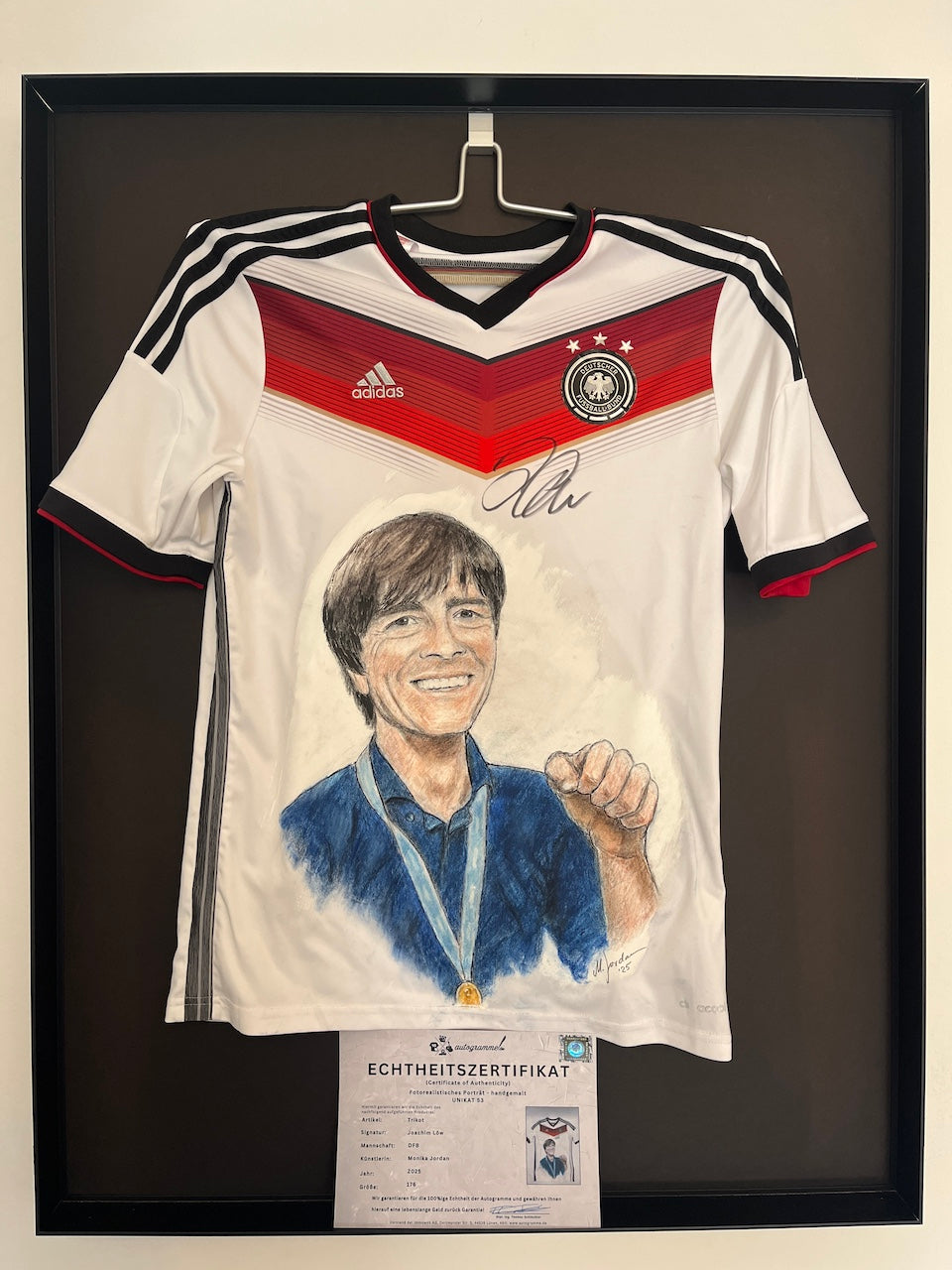 DFB Trikot Portrait Joachim Löw handgemalt und signiert Adidas 176