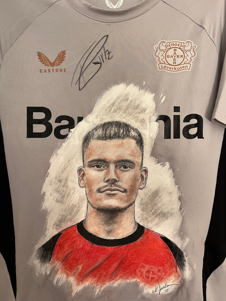 Leverkusen Shirt Portrait Florian Wirtz handgemalt und signiert Castore L