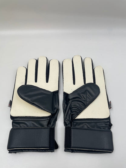 Goalkeeper glove Koen Casteels signed autograph Wolfsburg Coa