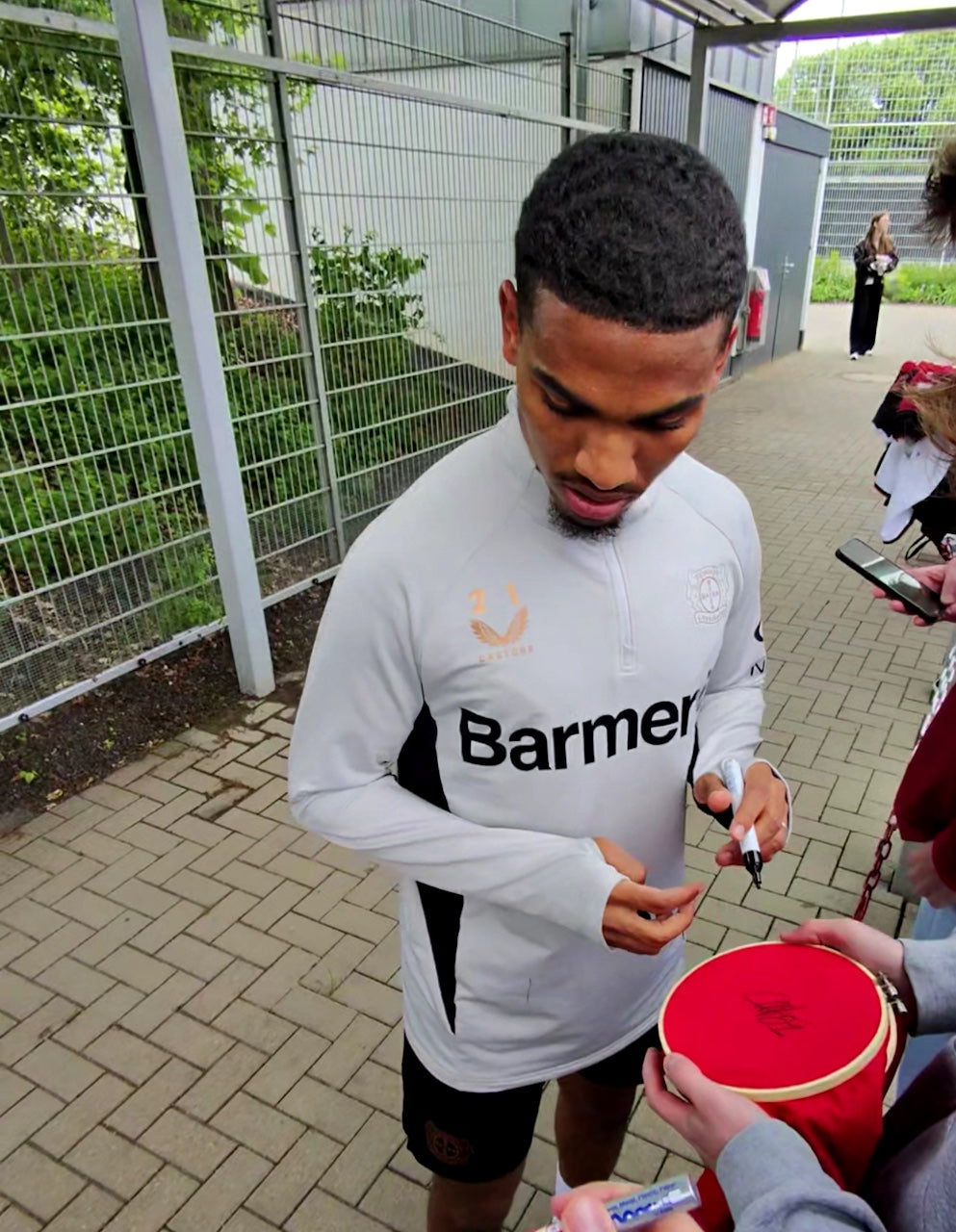 Bayer Leverkusen Trikot Amine Adli signiert Autogramm Bundesliga M