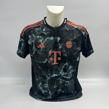 Bayern München Damentrikot Michael Olise signiert Autogramm Adidas COA XL