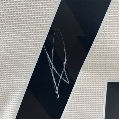 Newcastle United Damentrikot Alexander Isak signiert Autogramm Adidas XS