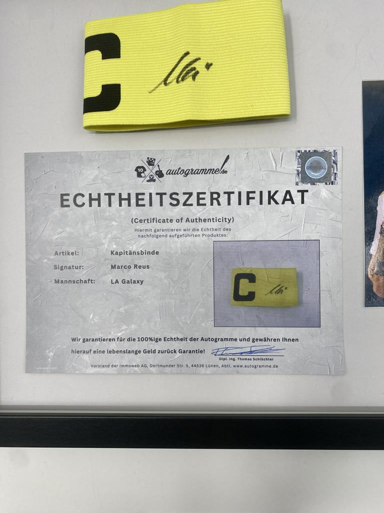 Kapitänsbinde Marco Reus signiert im Rahmen LA Galaxy Autogramm COA