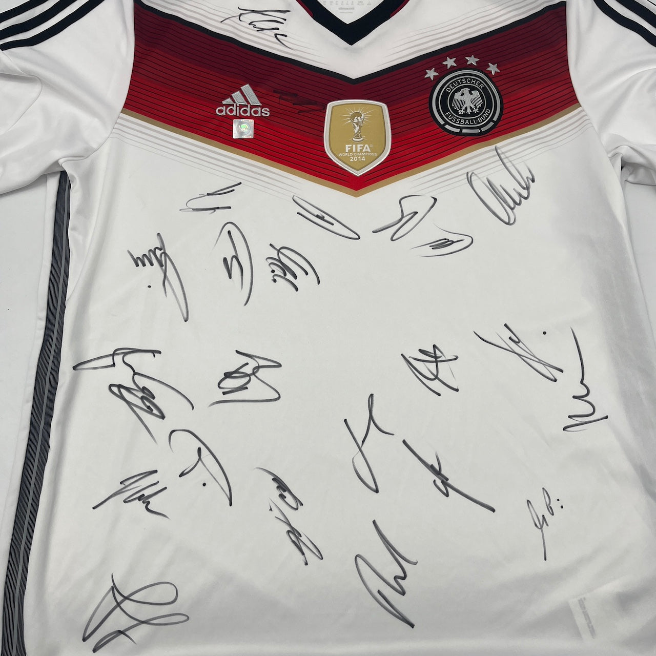 Deutschland Trikot WM 2014 Teamsigniert Autogramm DFB Weltmeister Adidas XL