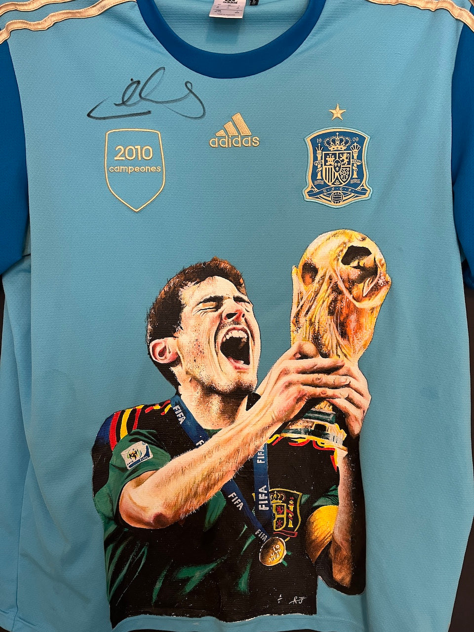 Spain jersey portrait of Iker Casillas, hand-painted and signed, Adidas XL