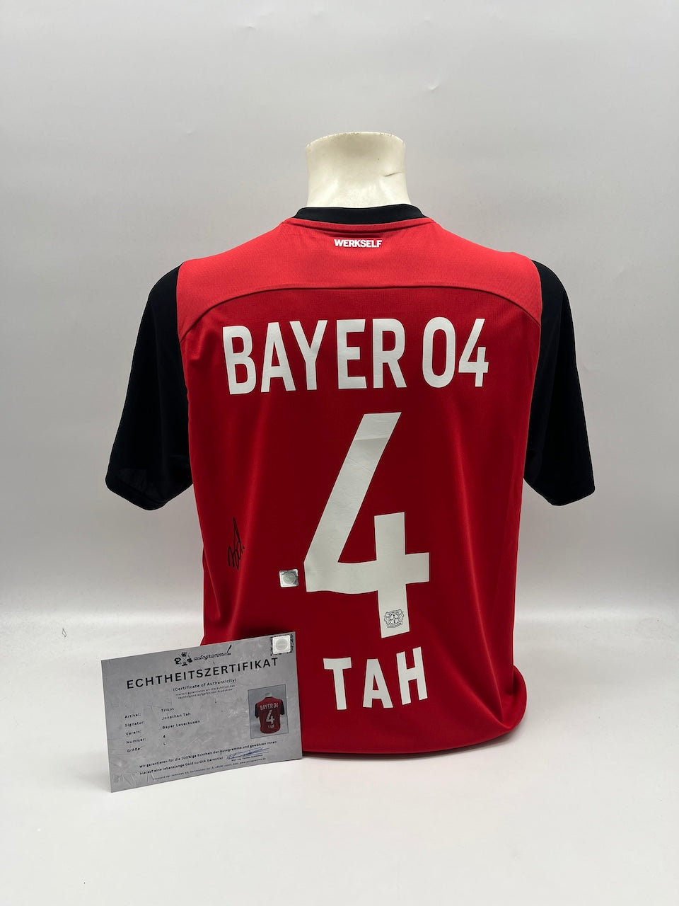 Bayer Leverkusen Trikot Jonathan Tah signiert Autogramm Castore L