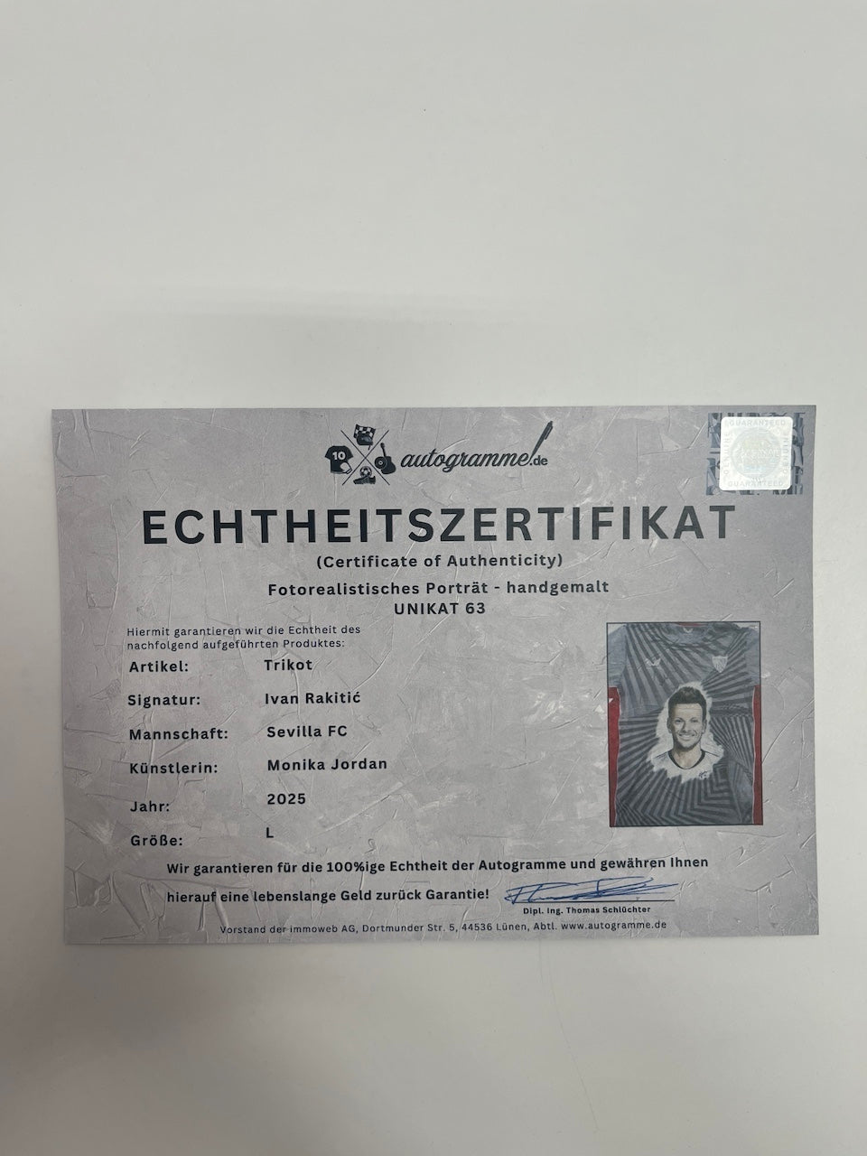 Sevilla FC Shirt Portrait Ivan Rakitic hand-painted and signed Castore new L