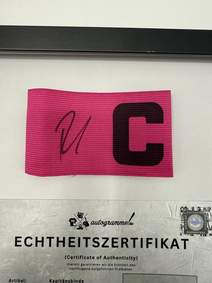 Captain's armband signed by Niclas Füllkrug in a DFB football autograph COA frame