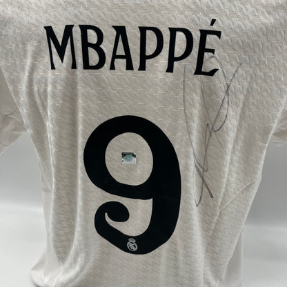 Real Madrid Authentic-Trikot Kylian Mbappe signiert Autogramm Adidas COA L
