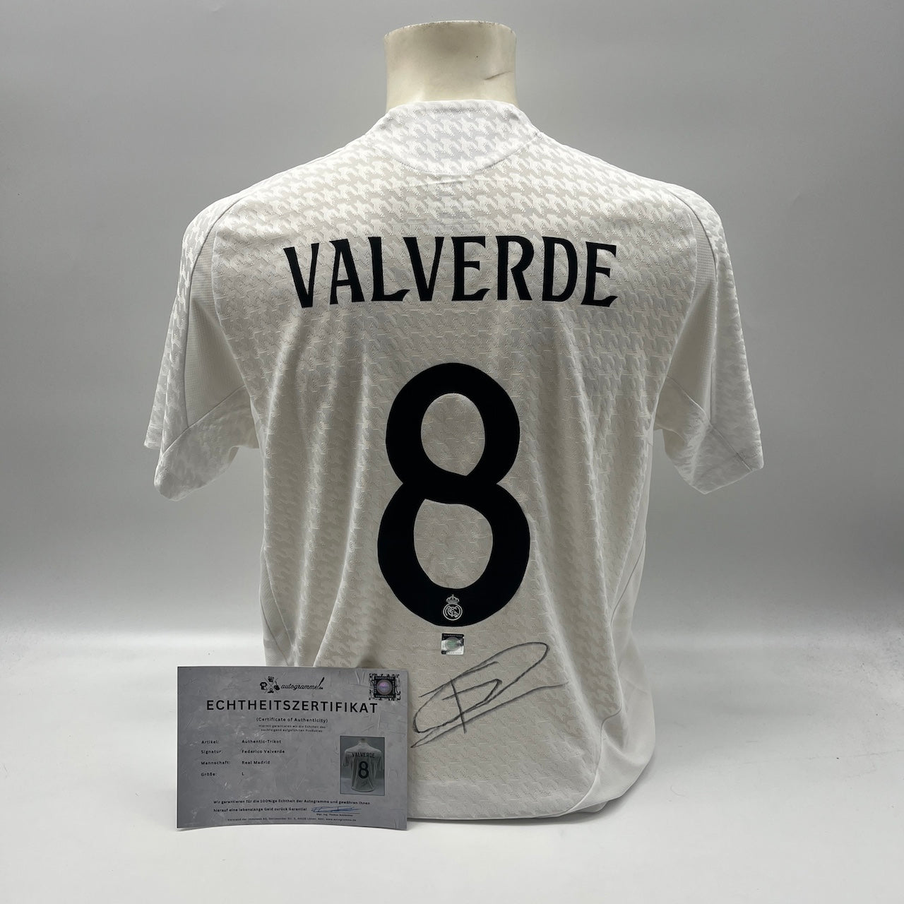 Real Madrid Authentic-Trikot Federico Valverde signiert Autogramm Adidas COA L